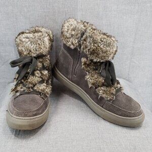 Cougar Dasha Boots Women's Size 10 Pewter Ankle Suede Waterproof Great Condition